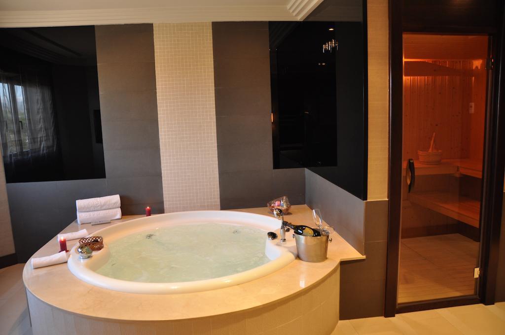 Hotel Los Penascales - Adults Only لاس روزاس دي مدريد الغرفة الصورة