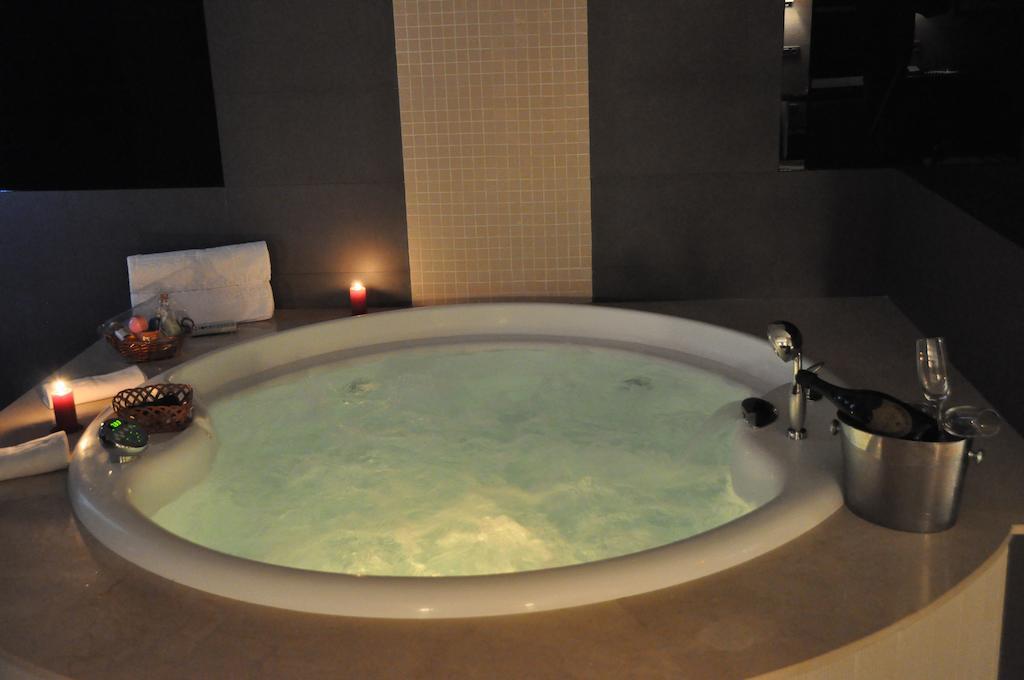 Hotel Los Penascales - Adults Only لاس روزاس دي مدريد الغرفة الصورة